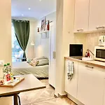 Le Petit Nice - 4 Studios, 2 With Private Terrace - Nice Centre 아파트 *