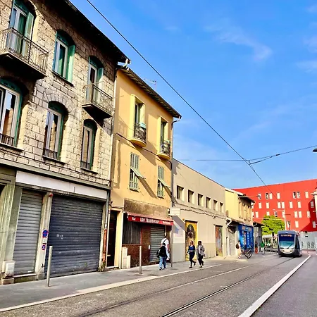 Le Petit - 2 & 2 Terrasse