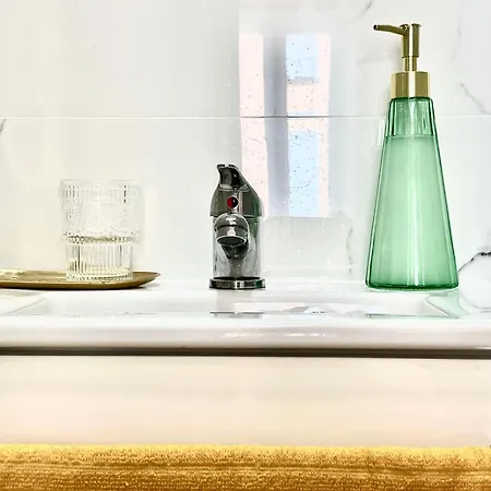 Le Petit - 2 Studios&2 Terrasse *