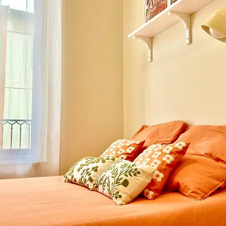 Le Petit - 4 Studios, 2 With Private Terrace - Centre Apartment Nizza