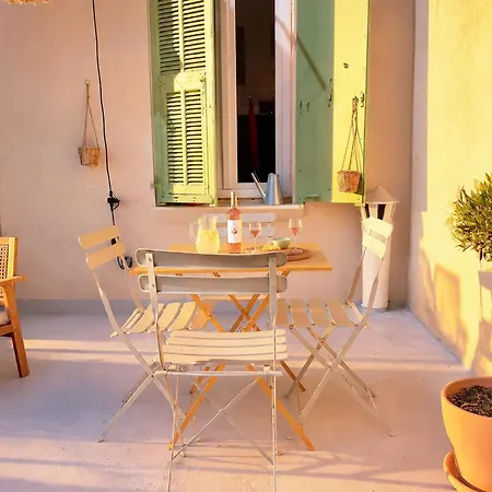Le Petit Nice - 4 Air-Conditioned Studios, 2 With Private Terrace *